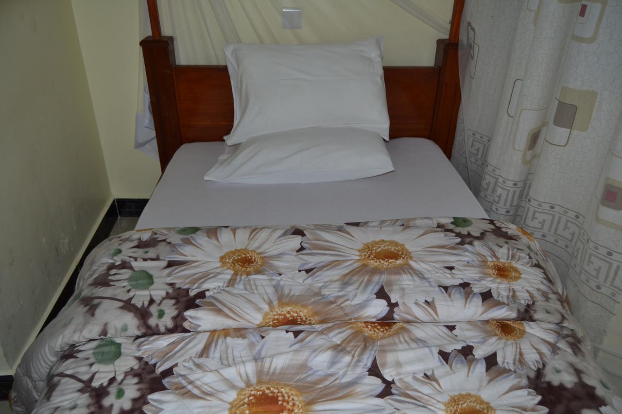 Barcelona Lodge Bagamoyo Luaran gambar