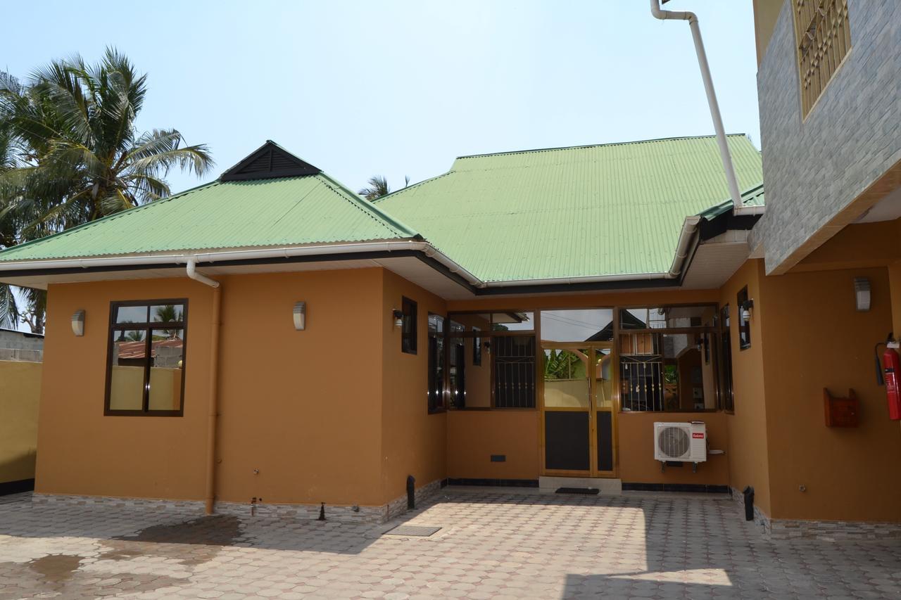 Barcelona Lodge Bagamoyo Luaran gambar